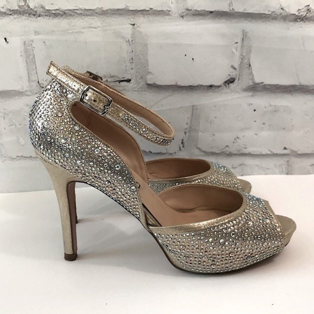 Women Cathy Jean Rhinestone Platform Ankle Strap Heels sz 7